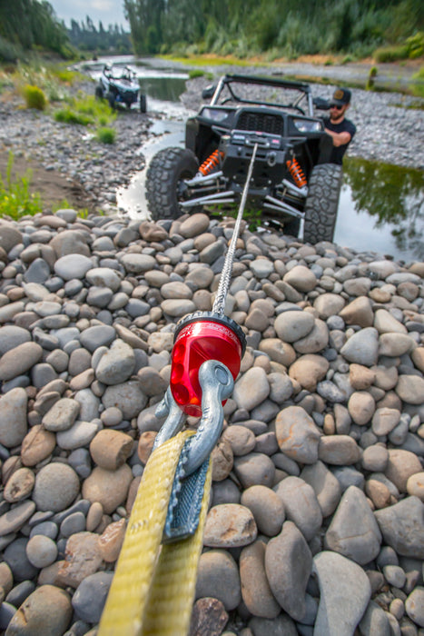 PROLINK XTV  WINCH SHACKLE MOUNT -- SILVER