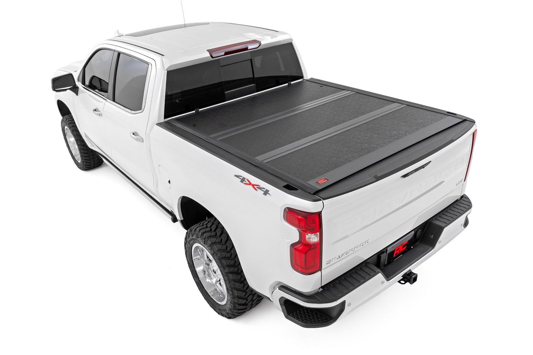 Hard Low Profile Bed Cover - 5'10 inch Bed - Chevy/GMC 1500 (19-24)