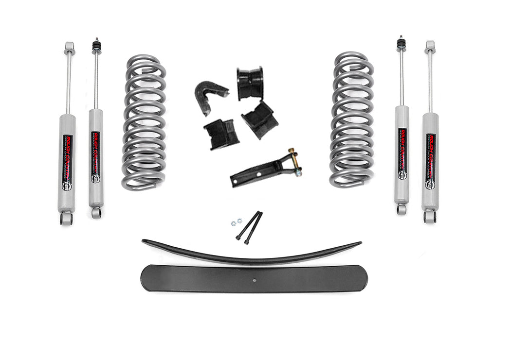 Rough Country 2.5 Inch Lift Kit | Ford F-100 4WD (1970-1976)