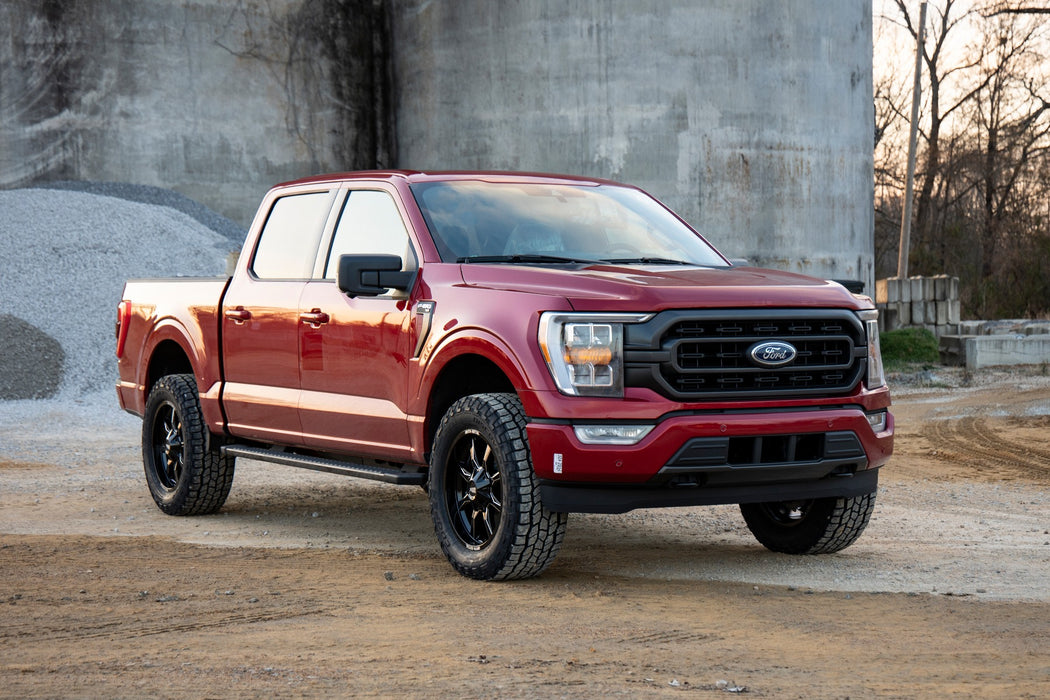 Rough Country 2 Inch Lift Kit | Ford F-150 2WD/4WD (2021-2025)