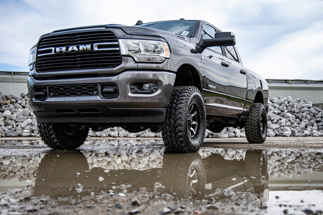 Rough Country 2.5 Inch Leveling Kit - RR Coil - V2 | Ram 2500 (14-25)/3500 (13-25)