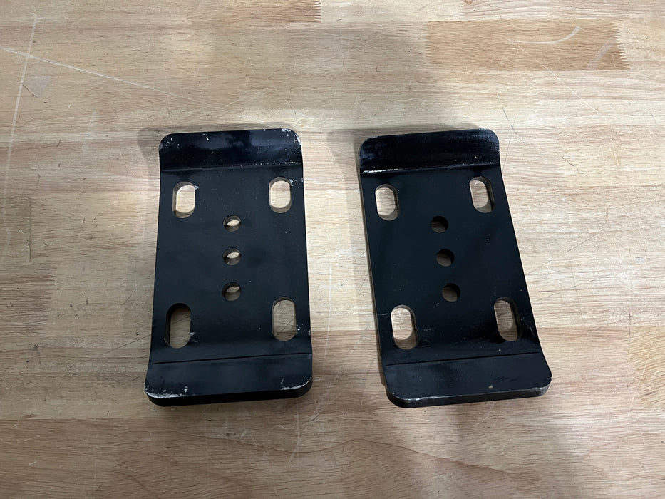 BARNES 4WD IH Scout U Bolt Plates (SCRATCH & DENT) | P/N B4W37519BP-1SD