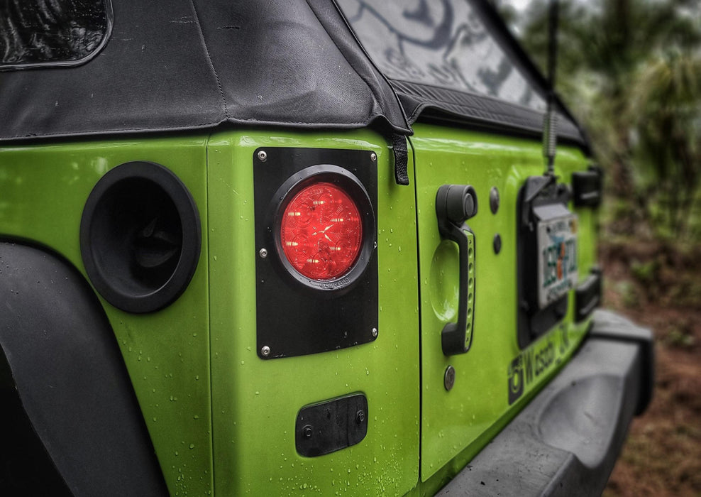 Motobilt Round Tail Light Conversion Kit, Jeep JK/JKU (2007-2018)