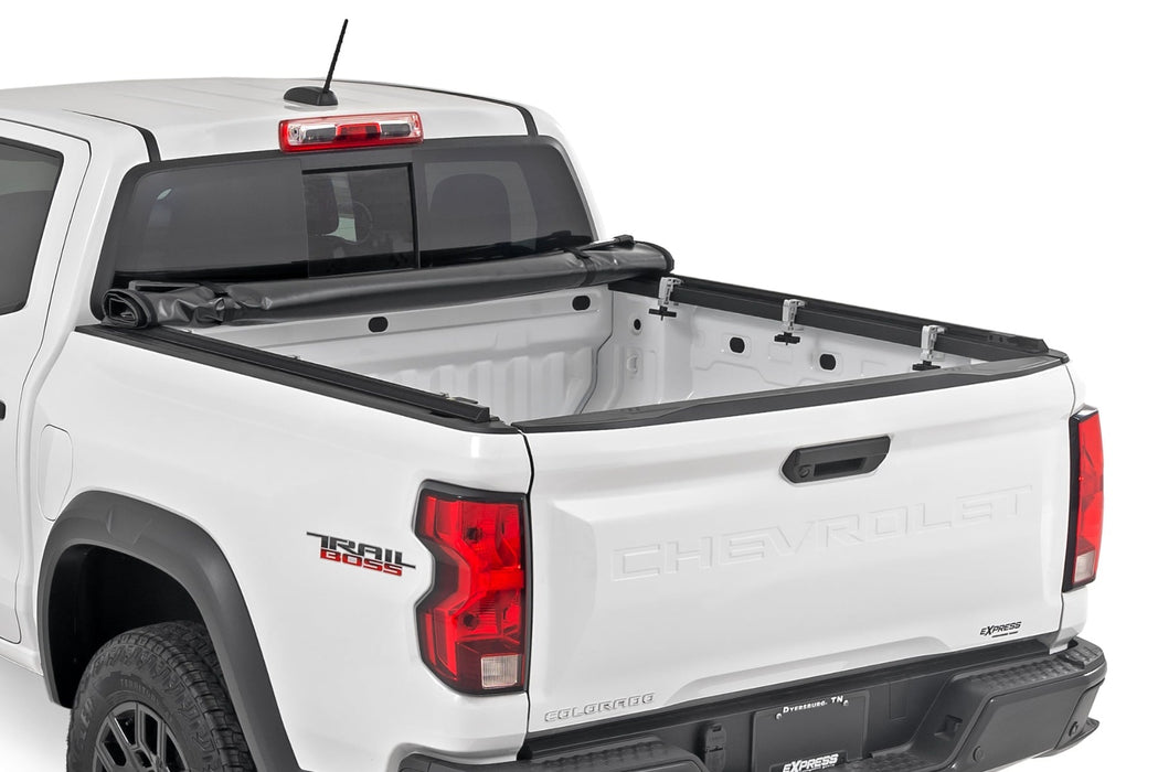 Rough Country Soft Roll Up Bed Cover - 5' Bed | Chevy/GMC Canyon/Colorado 2WD/4WD (15-25)