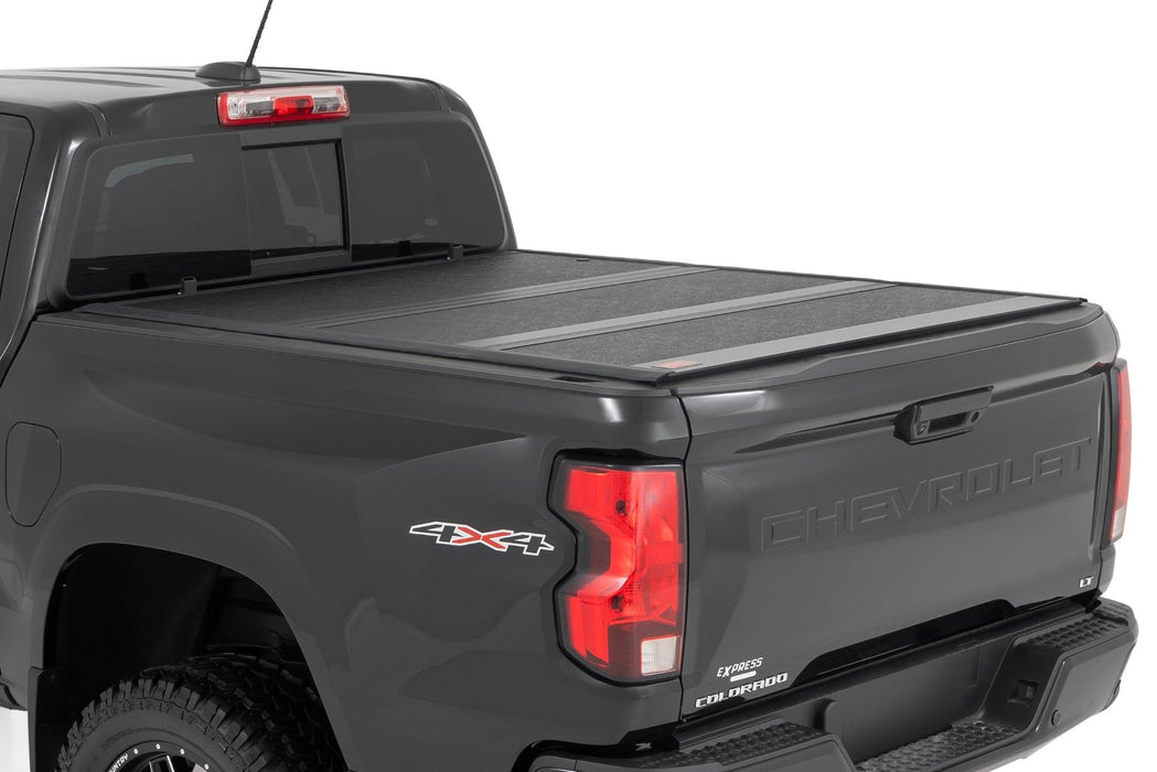 Hard Low Profile Bed Cover - 5' Bed - Chevy/GMC Canyon/Colorado (15-24)