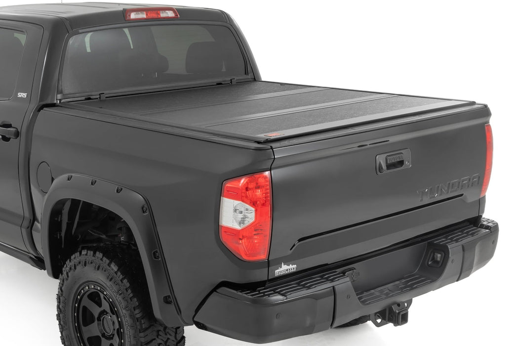 Rough Country Hard Low Profile Bed Cover - 5'7" Bed | Toyota Tundra 2WD/4WD (2007-2021) | P/N 47414550B