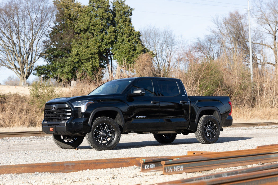 Rough Country N3 Leveling Struts - 2 Inch - Loaded Strut | Toyota Tundra 4WD (2022-2025)