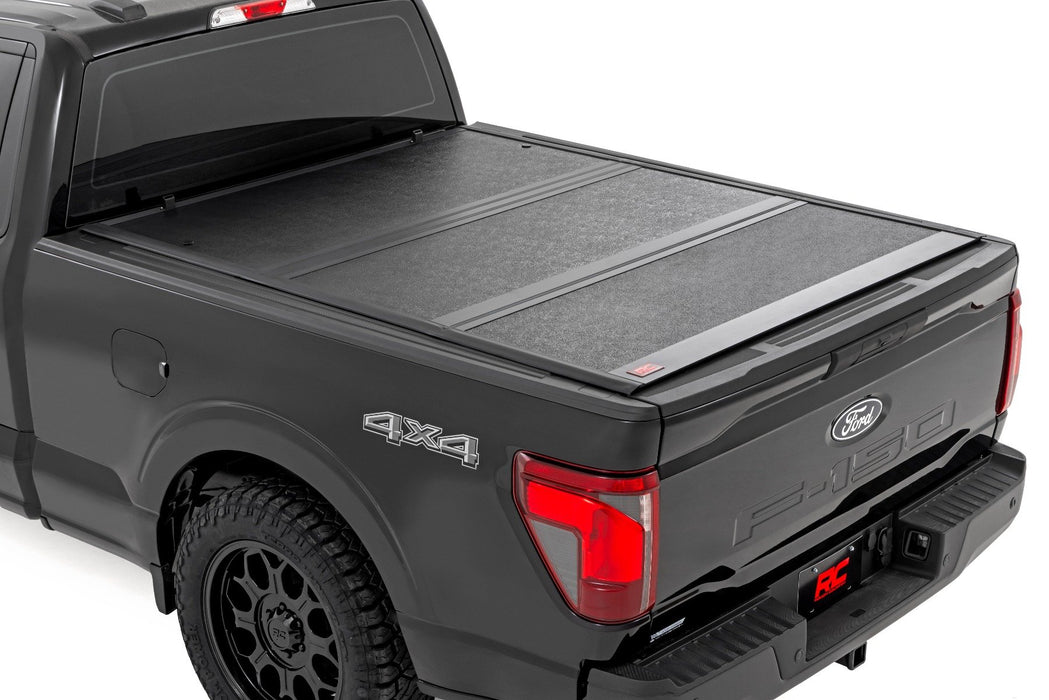 Rough Country Hard Low Profile Bed Cover - 6'7" Bed | Ford F-150 2WD/4WD (2021-2026)