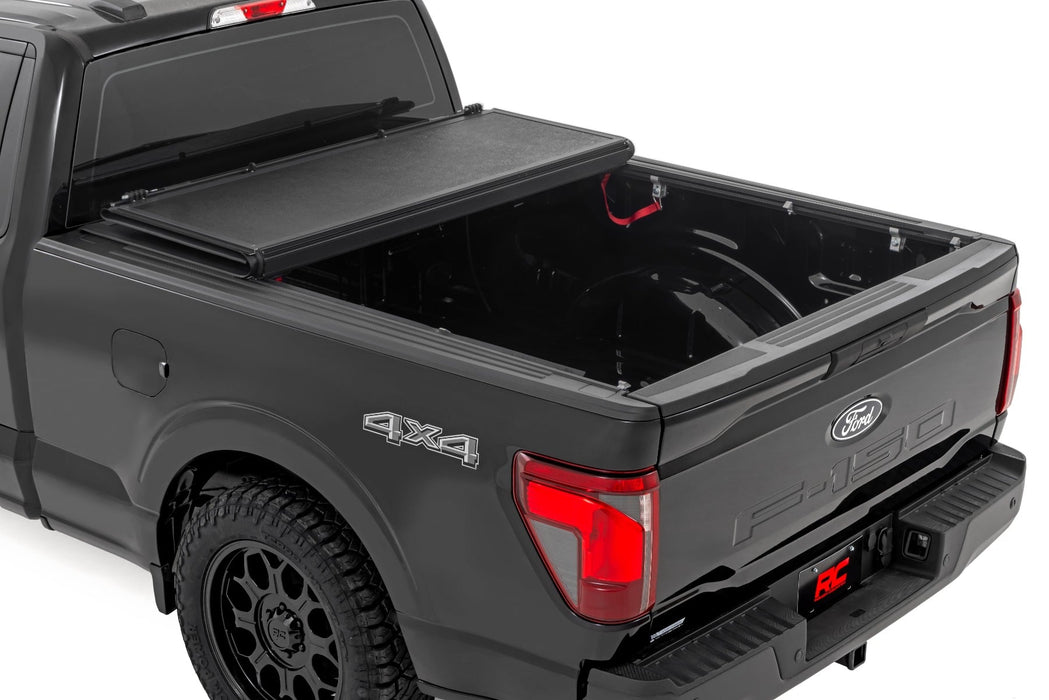 Rough Country Hard Low Profile Bed Cover - 6'7" Bed | Ford F-150 2WD/4WD (2021-2026)