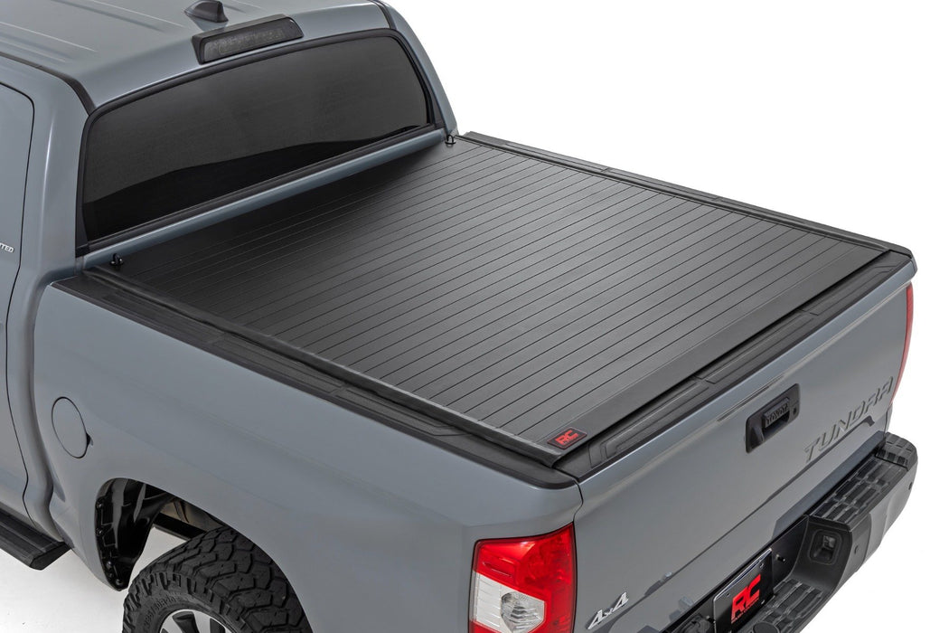 Rough Country Hard Roll Up Bed Cover - 5'7" Bed | Toyota Tundra 2WD/4WD (2007-2021)