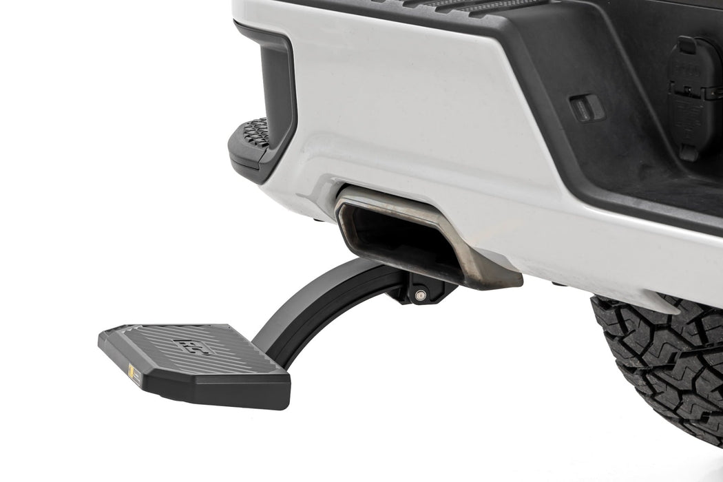Rough Country Retractable Bed Step - Manual Pull | Chevy/GMC 1500 (19-25)