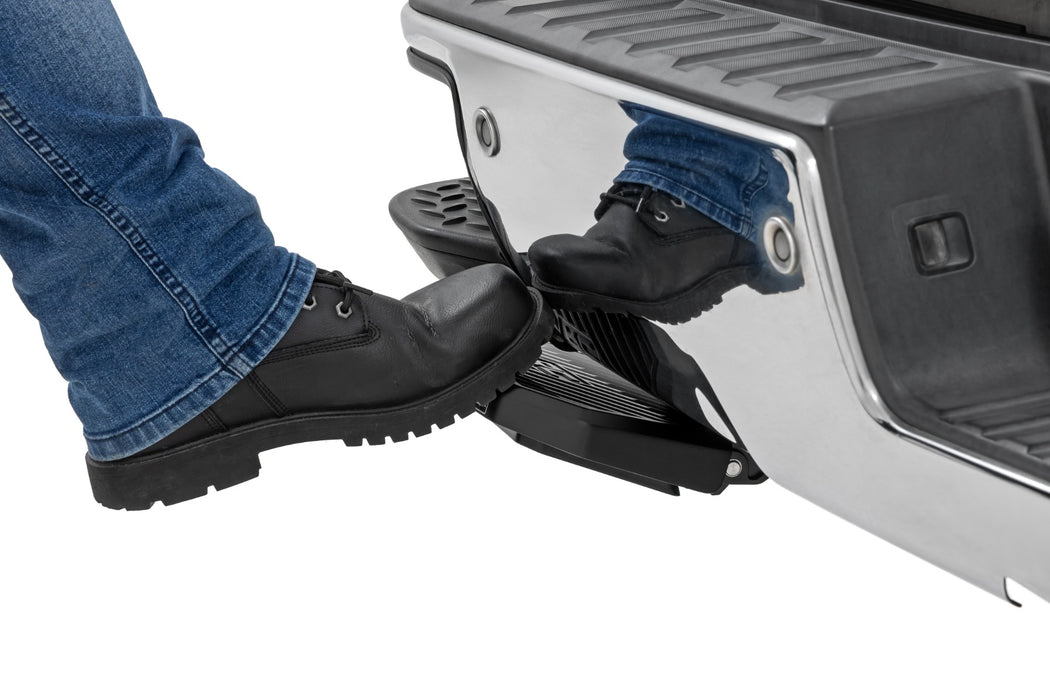 Rough Country Retractable Bed Step, Manual Pull, Chevy/GMC 1500 (2014-2018 & Classic), view 2
