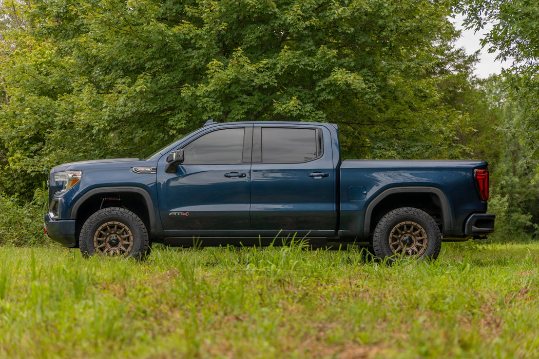 Rough Country 3.5 Inch Lift Kit, Mono Leaf Rear, GMC Sierra 1500 2WD/4WD (2019-2025 & Classic), view 6