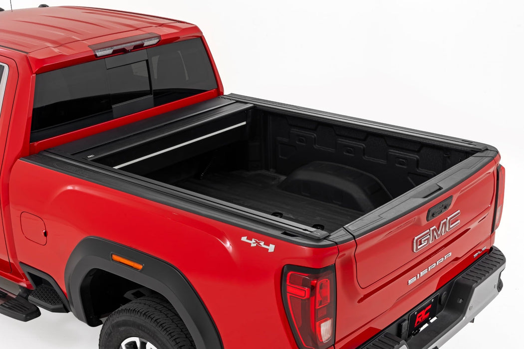 Rough Country Powered Retractable Bed Cover - 6'9" Bed | Chevy/GMC 2500HD/3500HD (20-26)