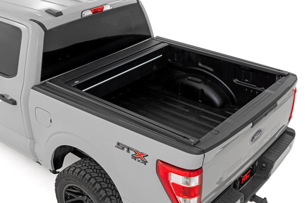 Rough Country Powered Retractable Bed Cover - 5'7" Bed | Ford F-150 2WD/4WD (2015-2026)
