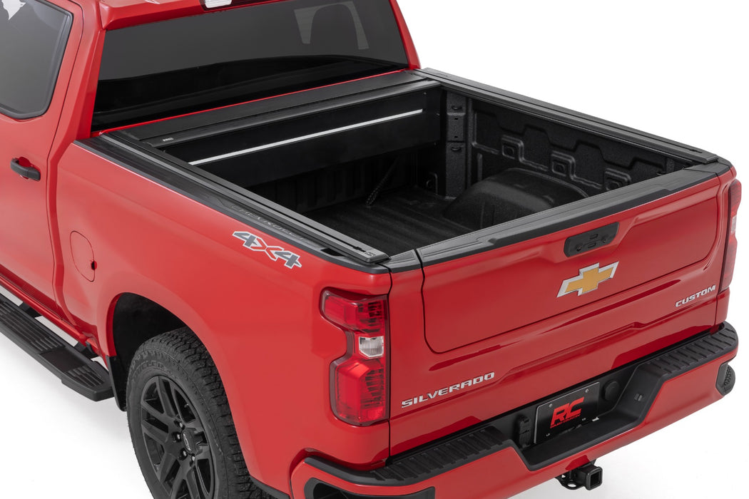 Rough Country Powered Retractable Bed Cover - 5'10" Bed | Chevy/GMC Sierra/Silverado 1500 (19-25)