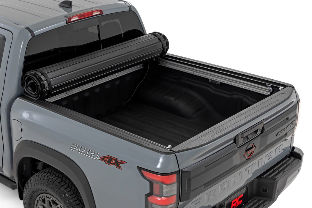 Rough Country Hard Roll Up Bed Cover - 5' Bed | Nissan Frontier 2WD/4WD (2022-2025)