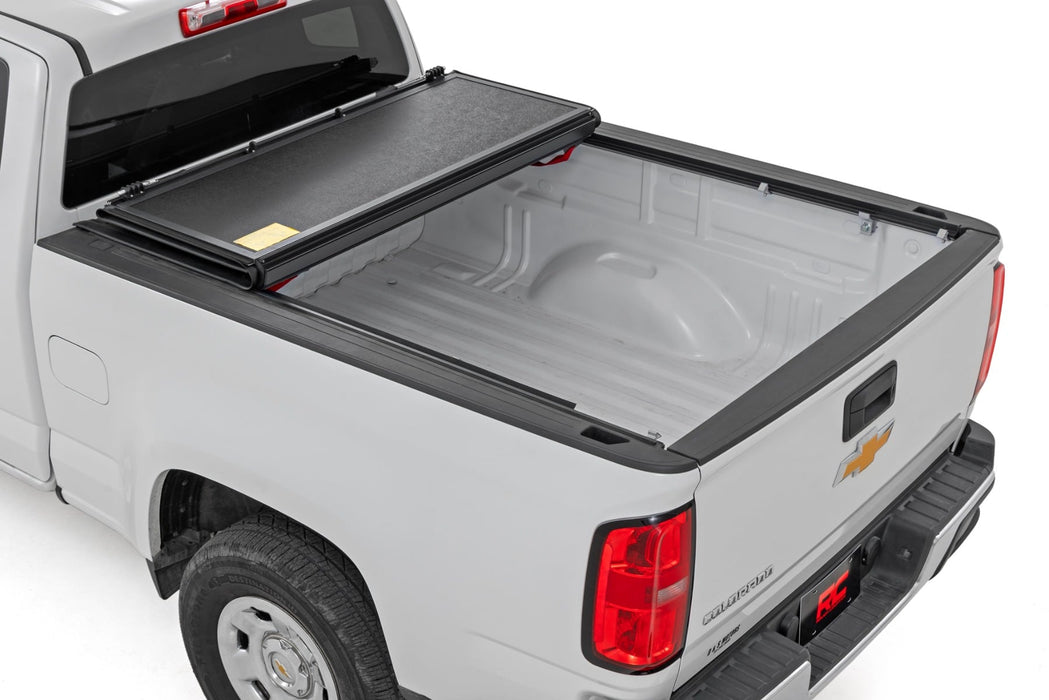 Rough Country Hard Low Profile Bed Cover - 6' Bed | Chevy/GMC Canyon/Colorado (15-25)