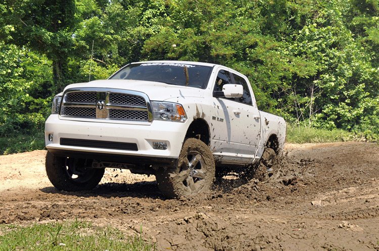 Rough Country 6 Inch Lift Kit - N3 Struts | Ram 1500 4WD (2010-2011)