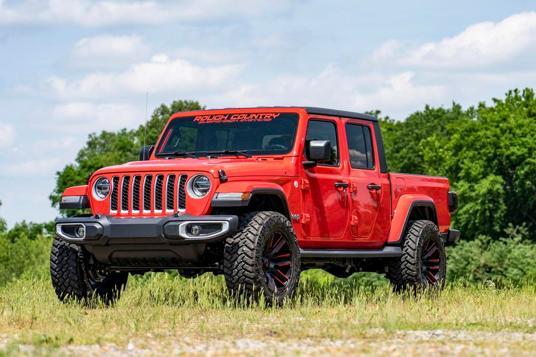 Rough Country 2.5 Inch Leveling Kit - Spacers | Jeep Gladiator JT 4WD (2020-2023)