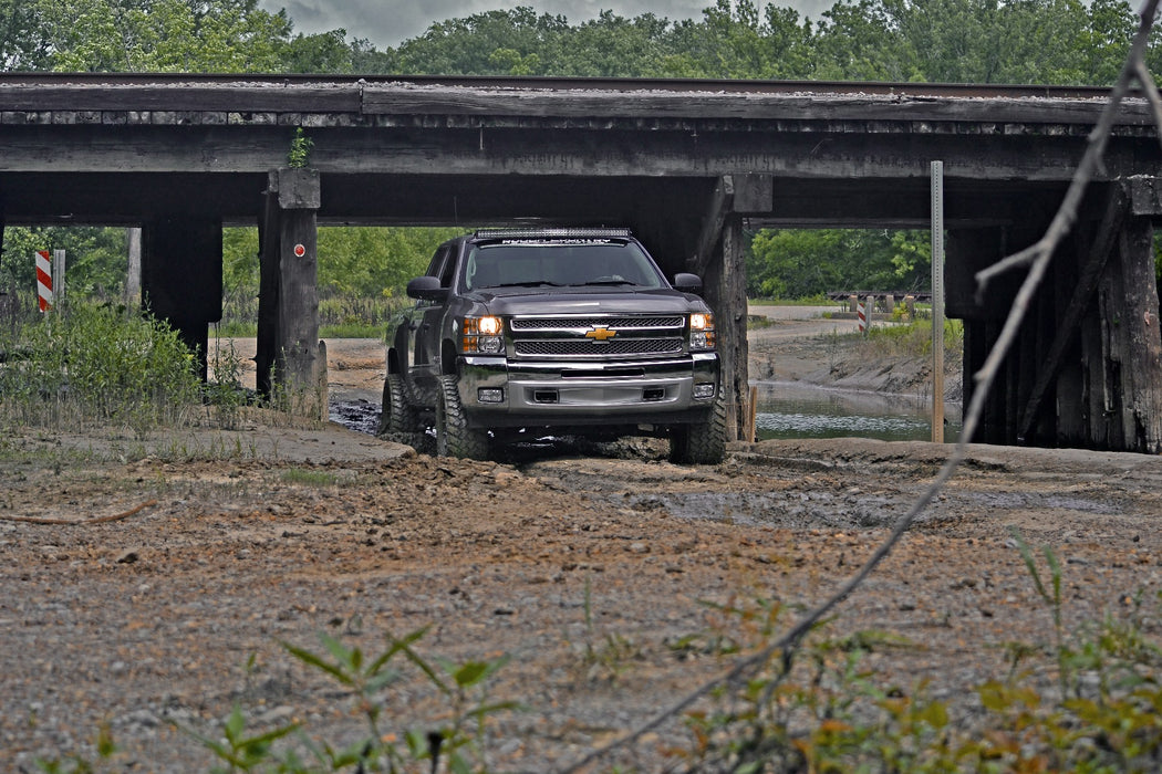 Rough Country 6 Inch Lift Kit, Chevy Silverado & GMC Sierra 1500 4WD (2007-2013), view 4