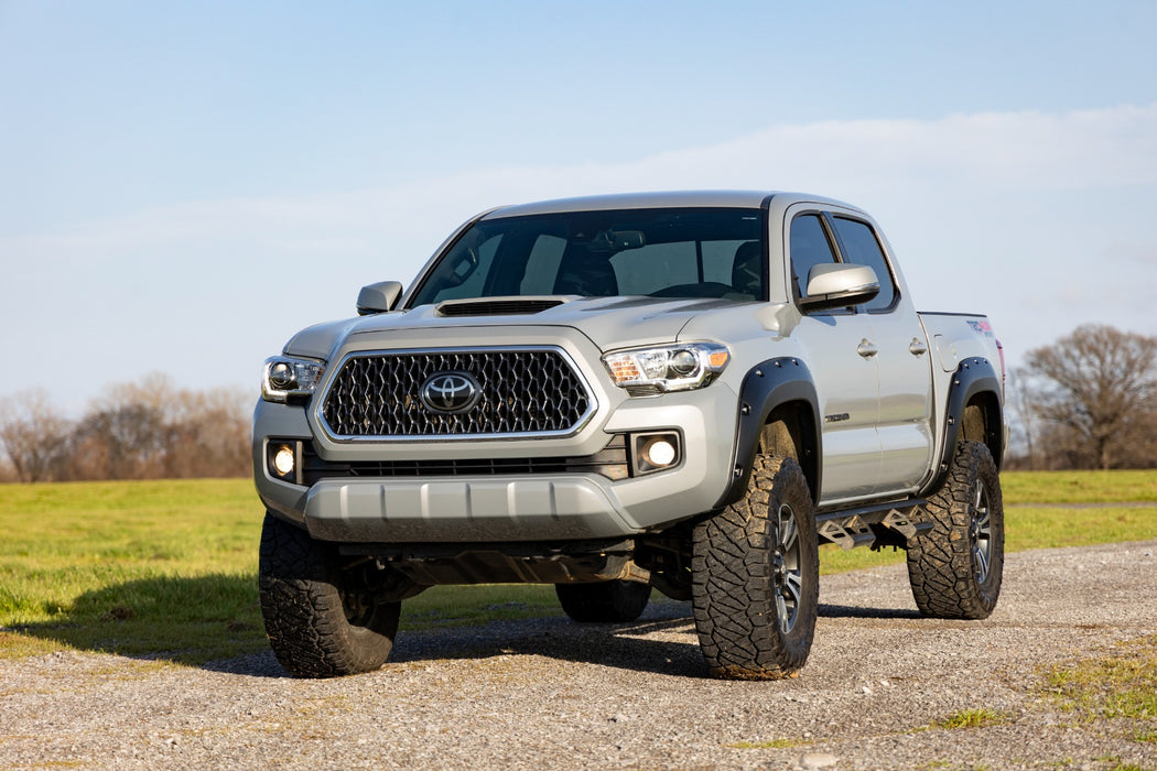 Rough Country Pocket Fender Flares | Toyota Tacoma 2WD/4WD (2016-2023)