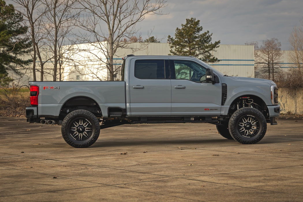 Rough Country 4.5 Inch Lift Kit, V2, Diesel, Ford F-250/F-350 Super Duty 4WD (2023-2025), view 2