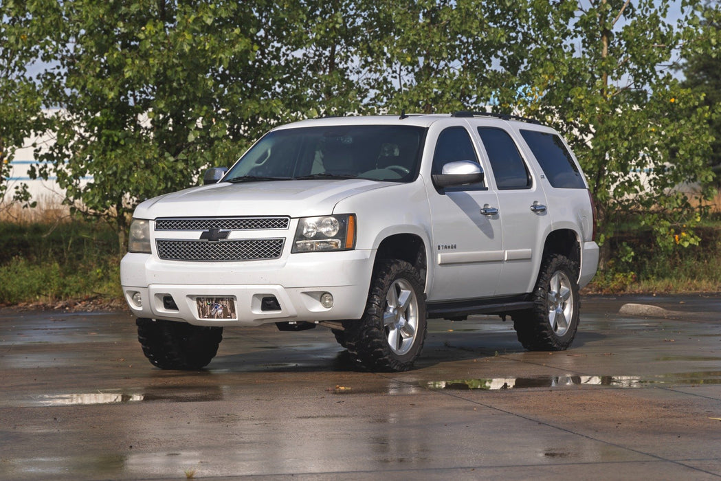 Rough Country 3.5 Inch Lift Kit - N3 Struts - Forged UCAs RED | Chevy/GMC SUV 1500 (07-20)