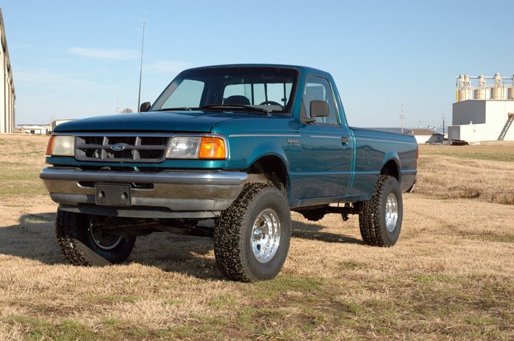 Rough Country 4 Inch Lift Kit | Ford Ranger 2WD (1983-1997)