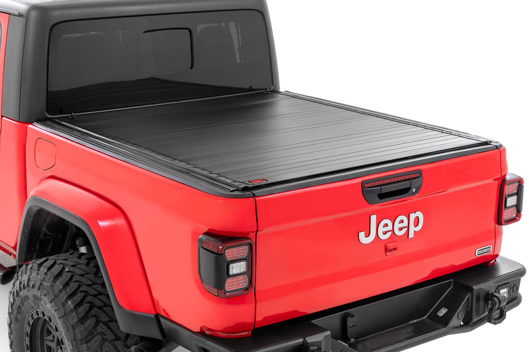 Rough Country Hard Roll Up Bed Cover - 5' Bed | Jeep Gladiator JT 4WD (2020-2025)