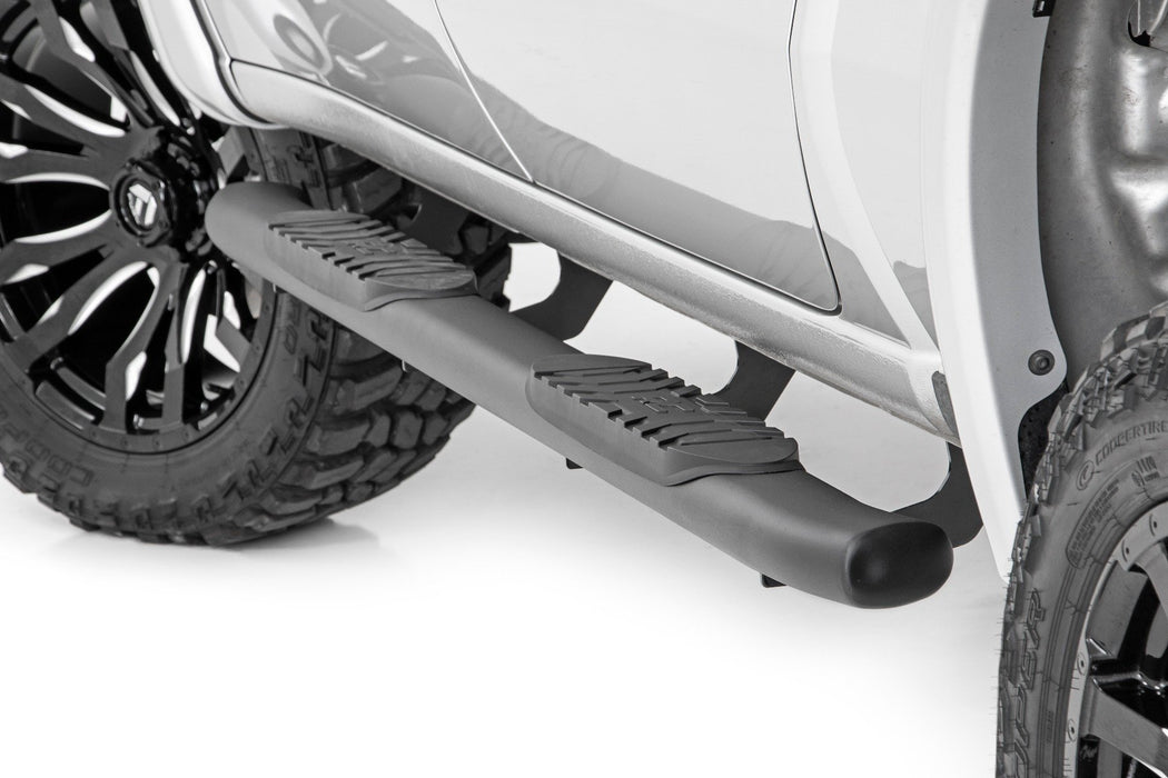 Oval Nerf Step - Crew Cab - Chevy/GMC 1500/2500HD/3500HD (19-24)