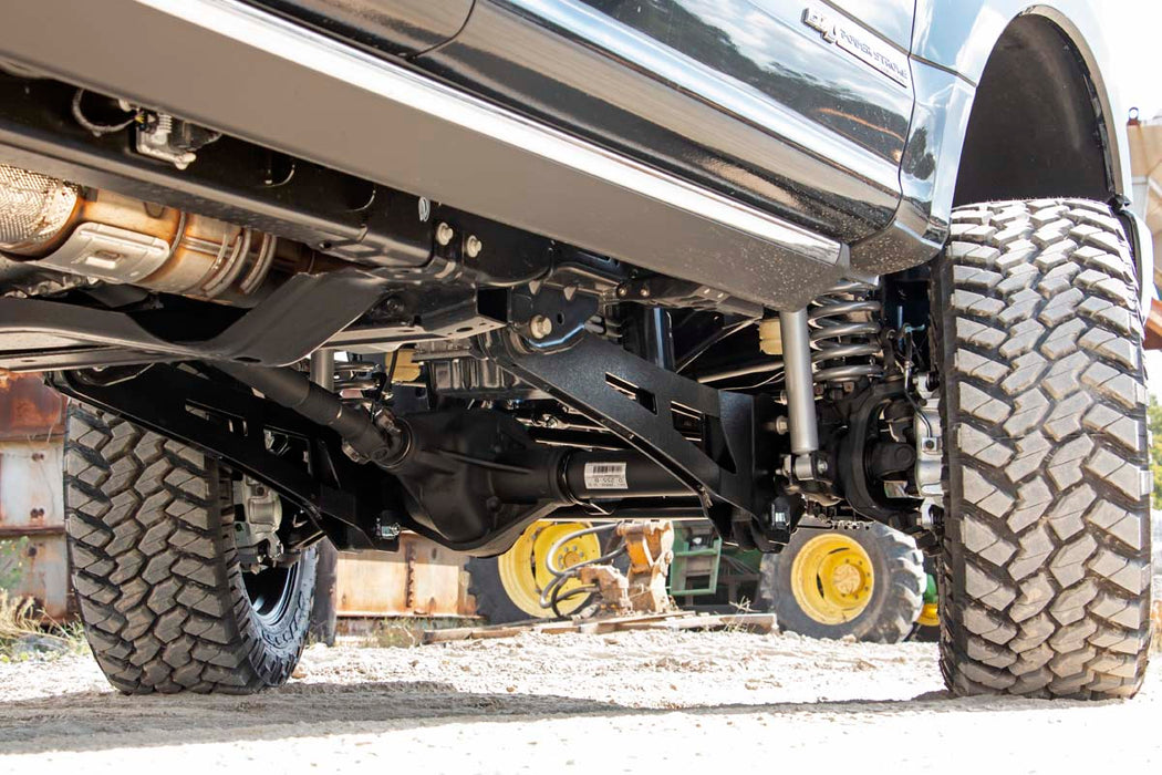 Rough Country 6 Inch Lift Kit - OVLD - M1 Shocks | Ford F-250/F-350 Super Duty 4WD (17-22) | P/N 55440