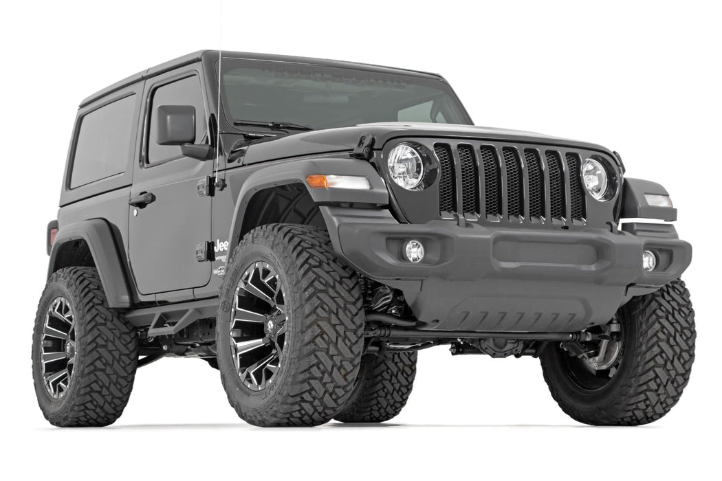 Rough Country 2.5 Inch Lift Kit - Coils - M1R | Jeep Wrangler JL 4WD (2024-2025)