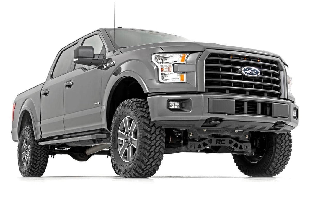 Rough Country 4 Inch Lift Kit - M1 Struts/M1 | Ford F-150 4WD (2015-2020)