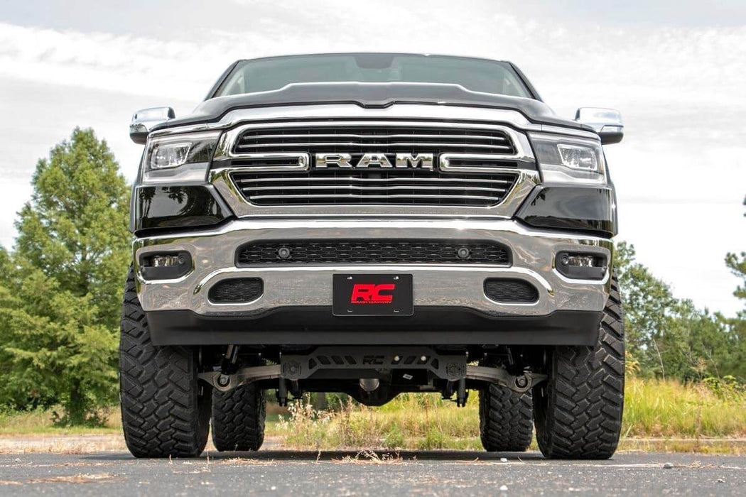 Rough Country 6 Inch Lift Kit - M1/M1 - Dual Rate Coils | Ram 1500 4WD (2019-2024)