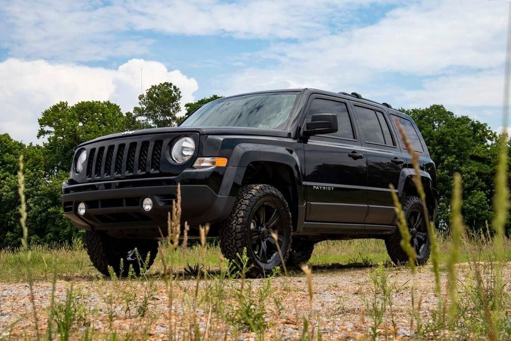 Rough Country 2 Inch Lift Kit, N3 Front Struts, Jeep Compass (2007-2016)/Patriot (2010-2017)
