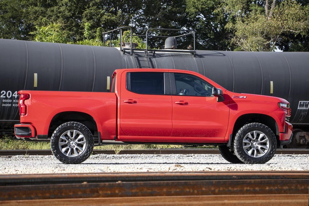 Rough Country 3.5 Inch Lift Kit - Vertex/V2 | Chevy Silverado 1500 2WD/4WD (2019-2024 &amp; Classic)