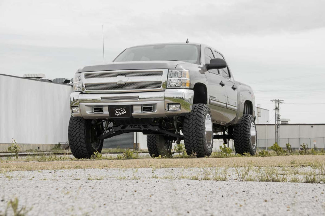 Rough Country 7.5 Inch Lift Kit - M1 Struts/M1 | Chevy/GMC 1500 (07-13)