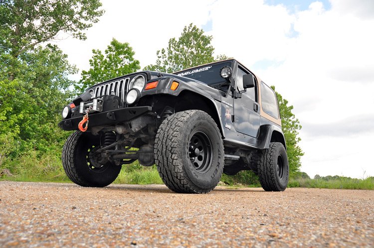 Rough Country 4 Inch Lift Kit - M1 | Jeep Wrangler TJ (03-06)/Wrangler Unlimited (04-06)