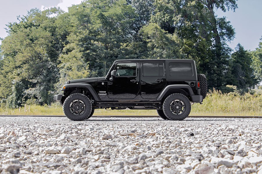 Rough Country 2.5 Inch Lift Kit, Jeep Wrangler Unlimited 2WD/4WD (2007-2018), view 3