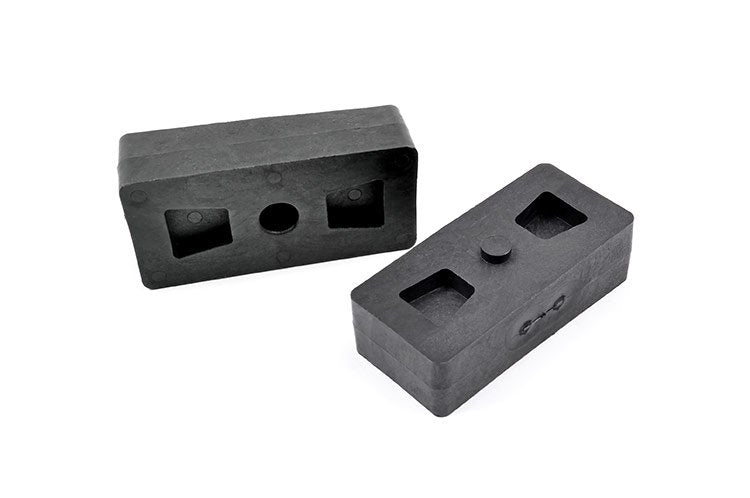 Rough Country Lift Block Kit - Pair - 1.5 Inch | Multiple Makes &amp; Models (Chevy/GMC/Toyota)