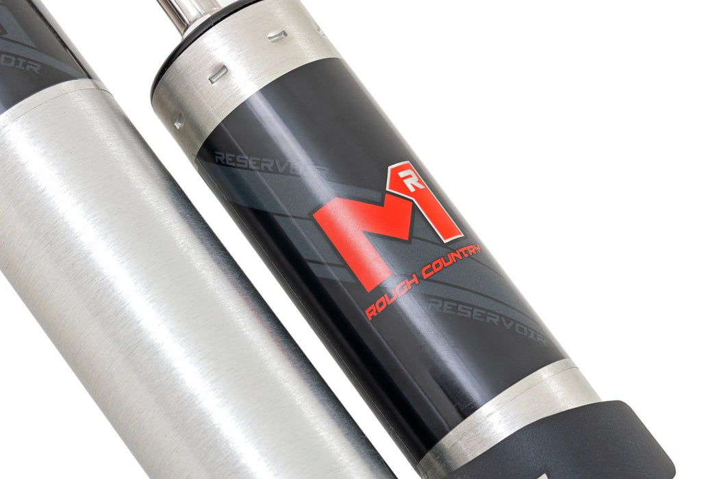 Rough Country M1R Monotube Rear Shocks - 0-2" | Chevy/GMC 1500 (99-06 &amp; Classic)
