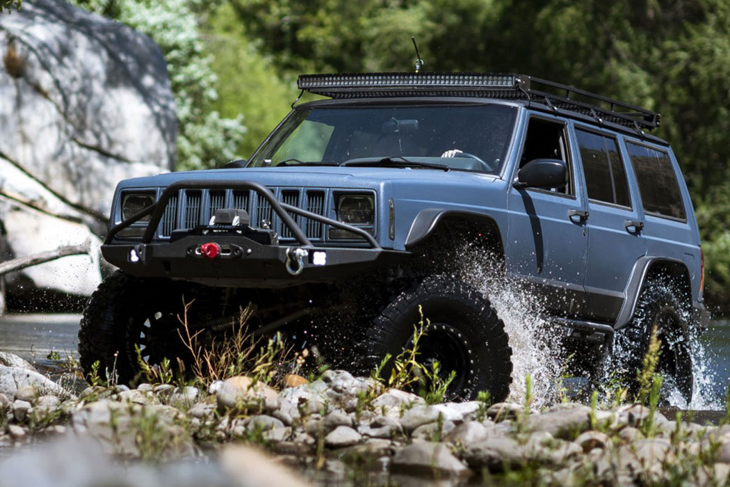Rough Country 6.5 Inch Lift Kit - X-Series | Jeep Cherokee XJ 2WD/4WD (1984-2001)