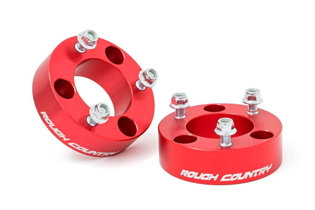 Rough Country 2.5 Inch Leveling Kit - Red Spacers | Nissan Frontier (05-25)/Xterra (05-15)
