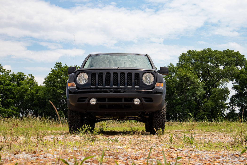 Rough Country 2 Inch Lift Kit - N3 Struts | Jeep Compass (07-16)/Patriot (10-17)
