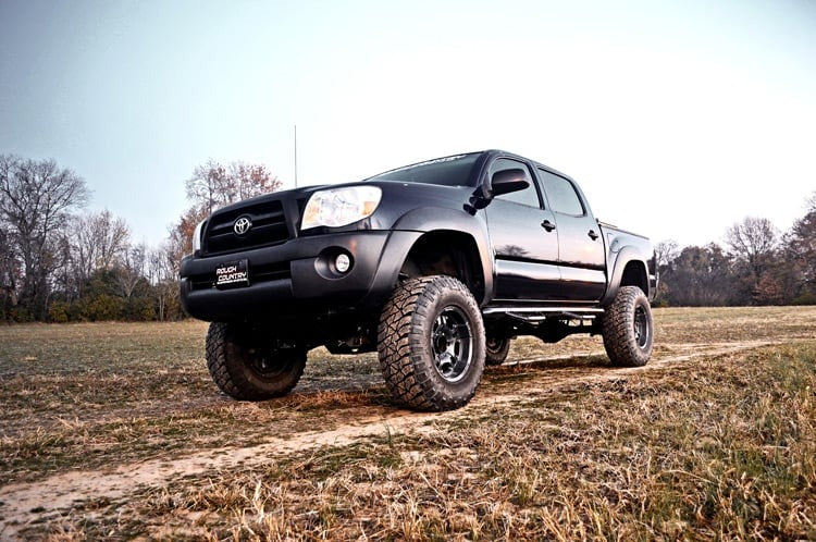Rough Country 4 Inch Lift Kit | Toyota Tacoma 2WD/4WD (2005-2015)