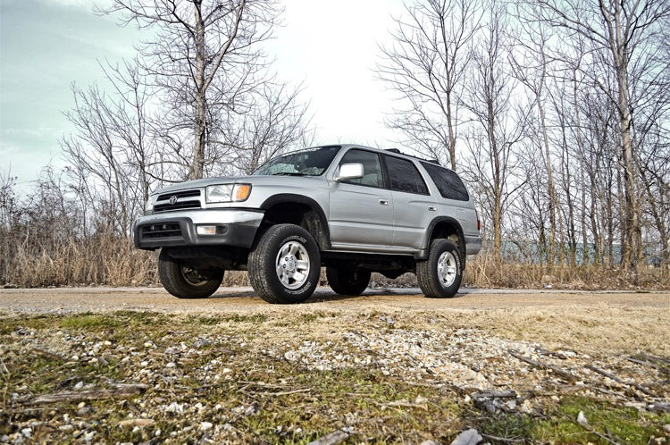 Rough Country 3 Inch Lift Kit | Toyota 4Runner 2WD/4WD (1996-2002)