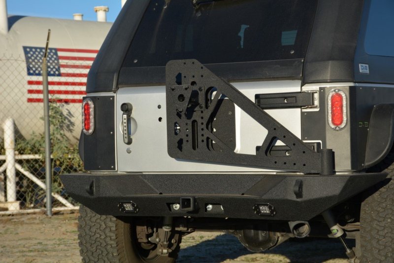 DV8 Offroad 07-18 Jeep Wrangler JK Full Length Rear Bumper w/ Lights