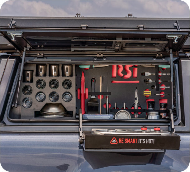 Gullwing Camp Kitchen - Fits Jeep Gladiator Right Side Mount Fits All EVO Series Caps