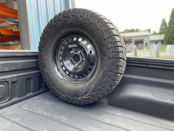 JT Stand Up Bed Mounted Tire Carrier (SCRATCH & DENT)